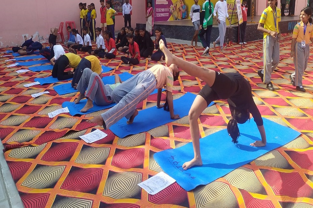 Inter School Yoga